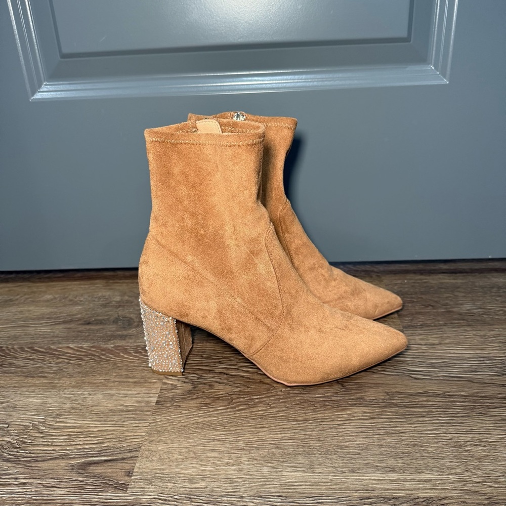Badgley Mischka Jewel Nude Suede Gina Bootie